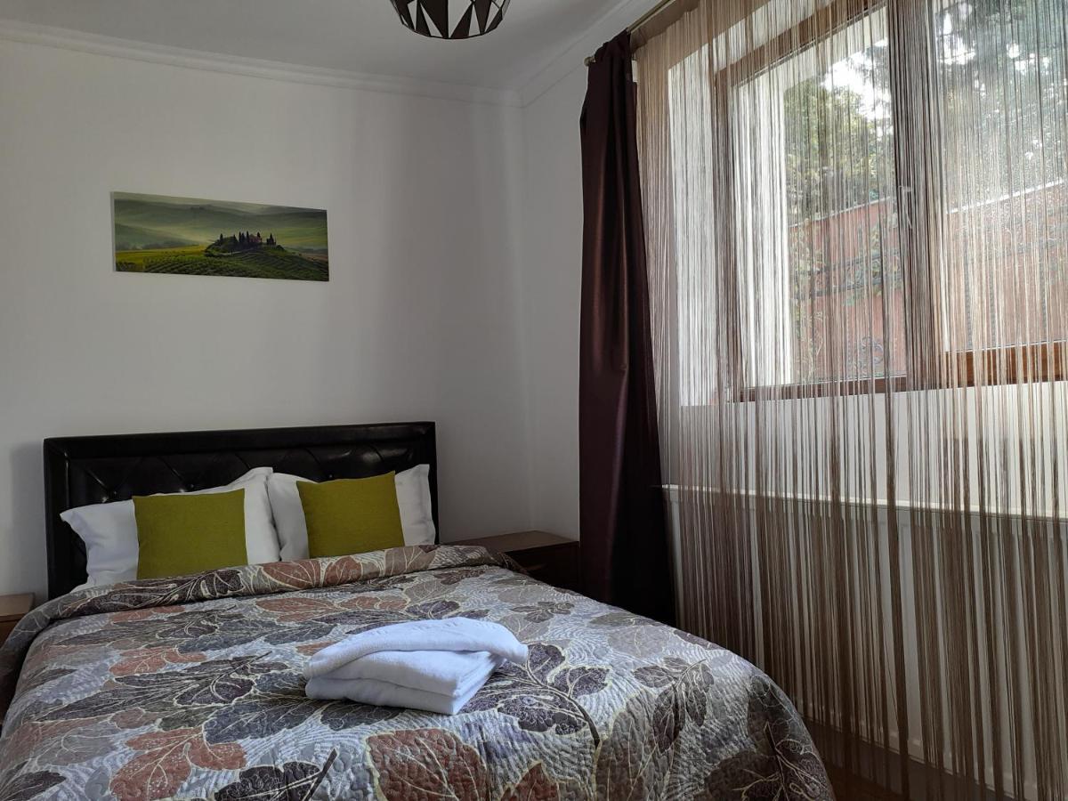 R-House Apartment บราชอฟ ภายนอก รูปภาพ