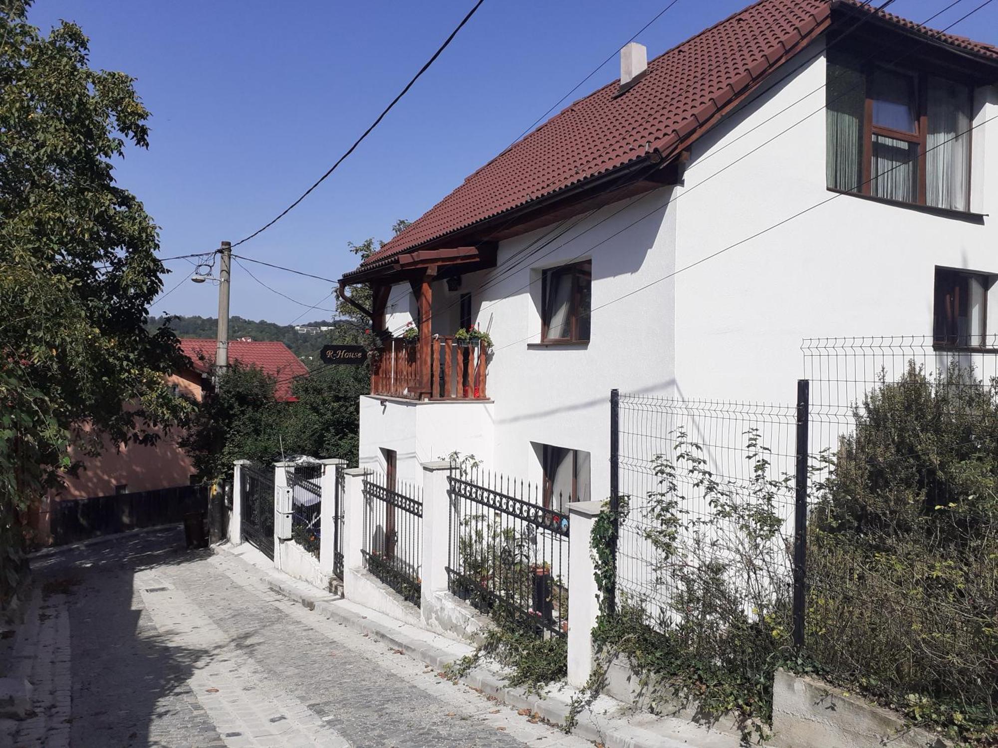 R-House Apartment บราชอฟ ภายนอก รูปภาพ