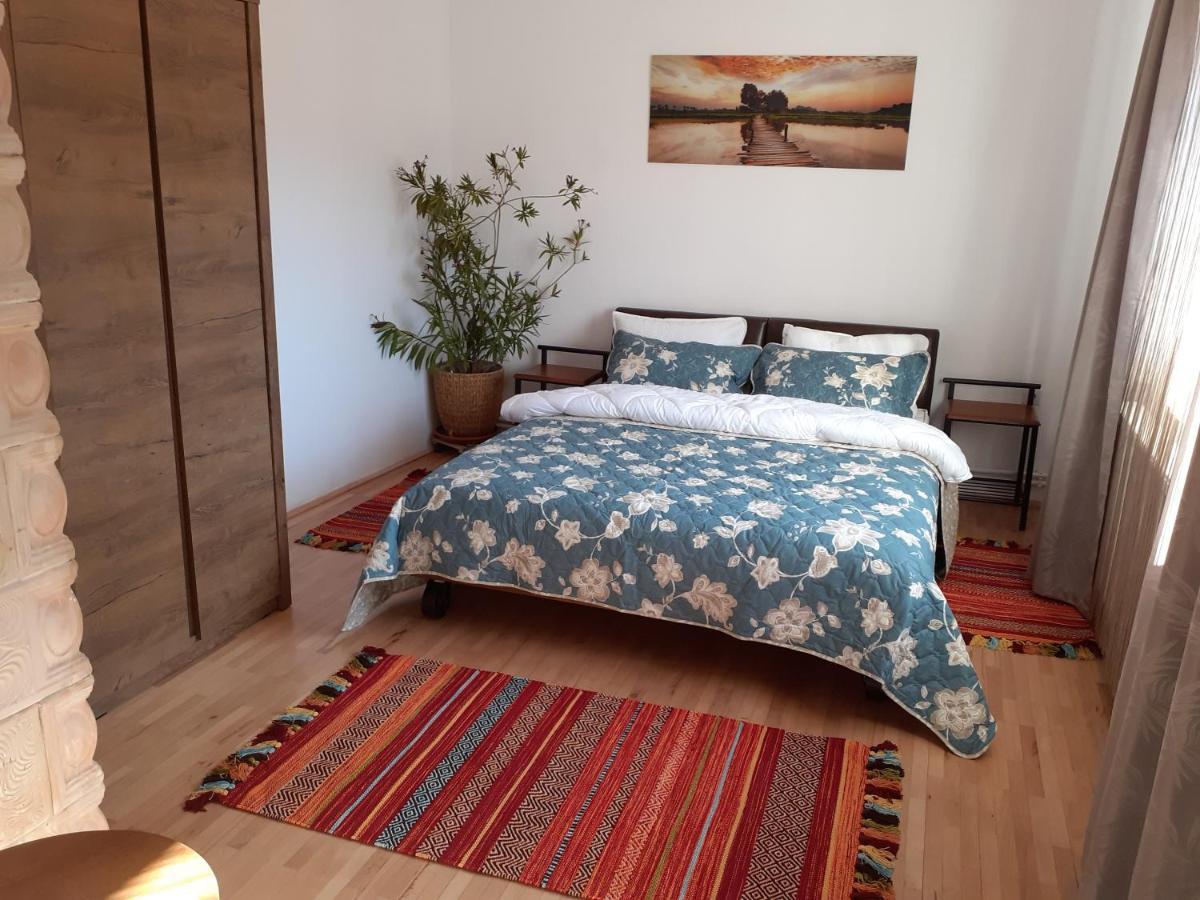R-House Apartment บราชอฟ ภายนอก รูปภาพ